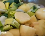Une image de l'étape 6 de Bar en cocotte et ses légumes au mascarpone.