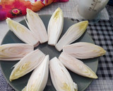 Foto del paso 3 de la receta: Ensalada de Endivias al Roquefort