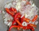 Foto langkah ke 3 dari resep Oseng tempe hitam.