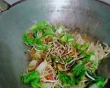 Foto langkah ke 3 dari resep Tumis taoge.