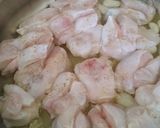 Foto del paso 2 de la receta: Cocochas de bacalao en salsa de mejillones