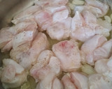 Foto del paso 2 de la receta: Cocochas de bacalao en salsa de mejillones