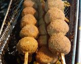 A picture of step 3 of Spicy Fried chicken skewers.