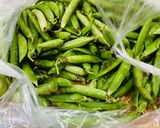 A picture of step 1 of How to preserve green peas.