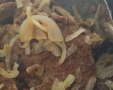 Foto del paso 5 de la receta: Hígado encebollado hasta para'los chamacos