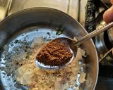 A picture of step 11 of Yoghurt Balls with Green Dip.