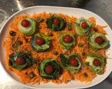 Une image de l'étape 7 de Salade de poireaux carottes râpées et tomates cerises marinées.