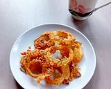 Foto langkah ke 4 dari resep Spicy Onion Ring.