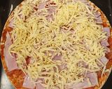 Foto del paso 4 de la receta: Pizza 🍕 con masa lista 😅