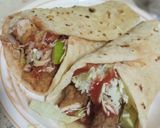 A picture of step 5 of Chicken zinger wraps in tortilla bread.
