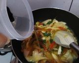 Foto langkah ke 4 dari resep Pindang Jamur Tiram.