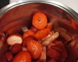 A picture of step 1 of Strawberry, Watermelon juice.