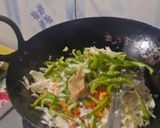 A picture of step 4 of Leftover fried rice.