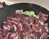 A picture of step 2 of Black pepper rib bones.
