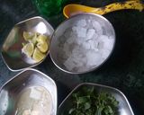 A picture of step 1 of Virgin mojito mocktails.