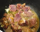 A picture of step 2 of Meaty Pumpkin porridge.