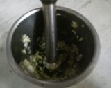 A picture of step 2 of Vada Pav.
