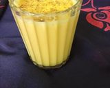 A picture of step 2 of Healthy Haldi Dhudh.
