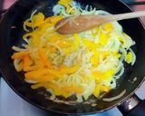 Foto del paso 3 de la receta: Pez raya a las brasas acompañado con salsa de tomates