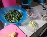 Foto langkah ke 1 dari resep Oseng Kacang Panjang dan Tempe.