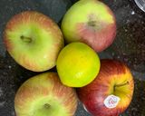 Hình bước làm 1 của món Apple jam - mứt táo 🍎