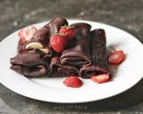 Foto langkah ke 6 dari resep Dadar gulung cokelat isi pisang.