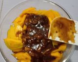 Foto langkah ke 4 dari resep Mangga bumbu Rujak.