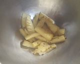 Foto del paso 1 de la receta: Pollo al ananá