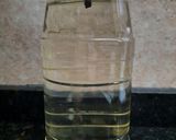 Foto del paso 2 de la receta: Vinagre de sidra con hierbas
