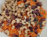 Une image de l'étape 2 de Salade de carottes à la marocaine.
