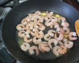 Foto del paso 2 de la receta: Rigatis con camarones