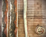 Foto del paso 6 de la receta: Rosas hojaldradas de salmón marinado con tapenade casero & ensalada de mango y feta —Cena Cookpad—