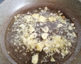 Foto del paso 6 de la receta: Cinta de lomo adobada en salsa con verduras