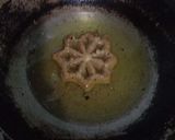 Foto langkah ke 5 dari resep Kembang Goyang.