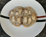 Foto del paso 1 de la receta: Tostadas con paté de alcachofas y huevo cocido