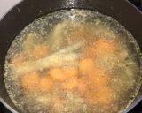 Foto langkah ke 2 dari resep Sop ceker baso.