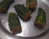 मसाल्याची भरली कारली(अजिबात कडू न लागणारी) (masalychi bharali karali recipe in marathi) रेसिपी स्टेप 3 फोटो