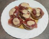 Foto del paso 3 de la receta: Champiñones a la plancha con jamón ibérico y salsa de queso roquefort