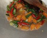 Foto langkah ke 3 dari resep Asem-asem Daging Belimbing Sayur.