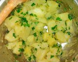 Fokhagymás tarja, petrezselymes burgonyával recept fázis 3 fotója
