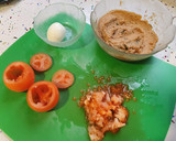 Foto del paso 1 de la receta: *Tomates gratinados rellenos de hummus y huevo*