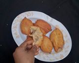 A picture of step 3 of Fried dough stick.