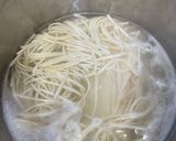 A picture of step 4 of Pork belly cold udon.