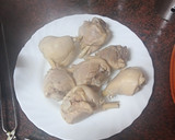 Foto del paso 2 de la receta: Jamoncitos de pollo en salsa de almendras con papas cocidas