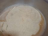 Sopa so'o (Sopa Paraguaya con carne)