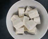 A picture of step 1 of Mangolian Stir fry Tofu.