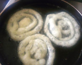 A picture of step 3 of Instant Jalebi.