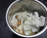 A picture of step 2 of Kasoori Murgh Malai.