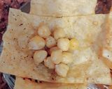 A picture of step 3 of Kurkurey katori chaat.