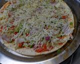 A picture of step 2 of Veg pizza.